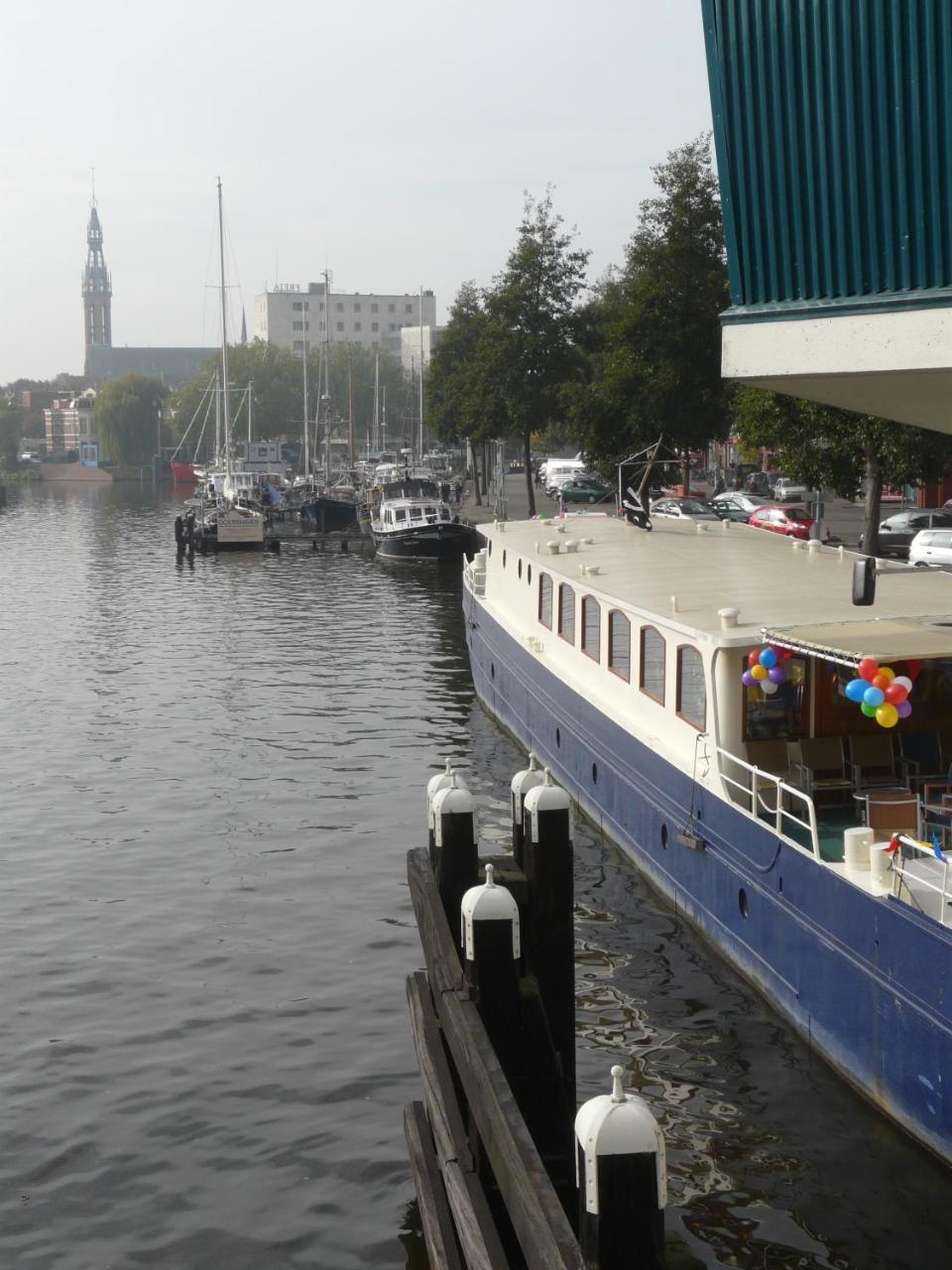Hotelboat Quo Vadis * Groningen